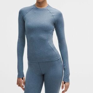 Lululemon Merino Wool-Blend
Crewneck Base Layer in Palm Deco - NWT